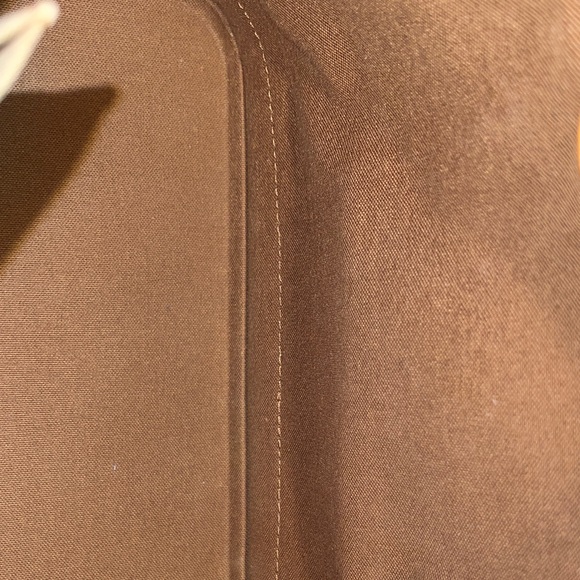 Louis Vuitton Monogram Canvas Handbag in Brown and Tan - Picture 5 of 7